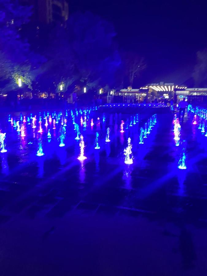 Holiday Centrum Yerevan Luaran gambar